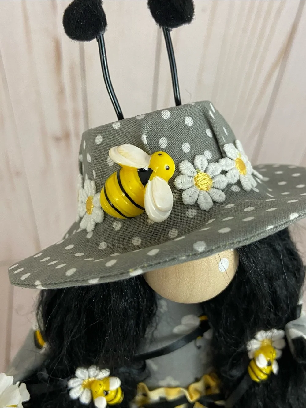 Handmade Sitting Bee Girl Gnome – Daisy Bumble Bee Shelf Sitter Decor - Picture 5 of 15